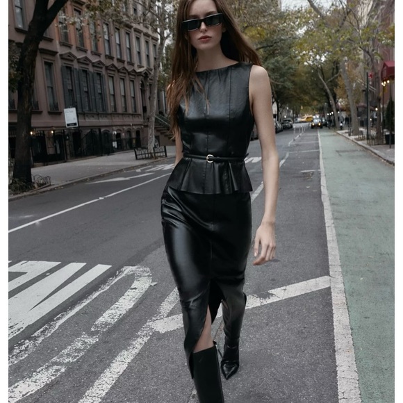 NWT ZARA FAUX LEATHER BELTED TOP is available for purchase on au PAY Market  - Imported Goods Online Store Co.Ltd. | au PAY Market - Online Shopping Site